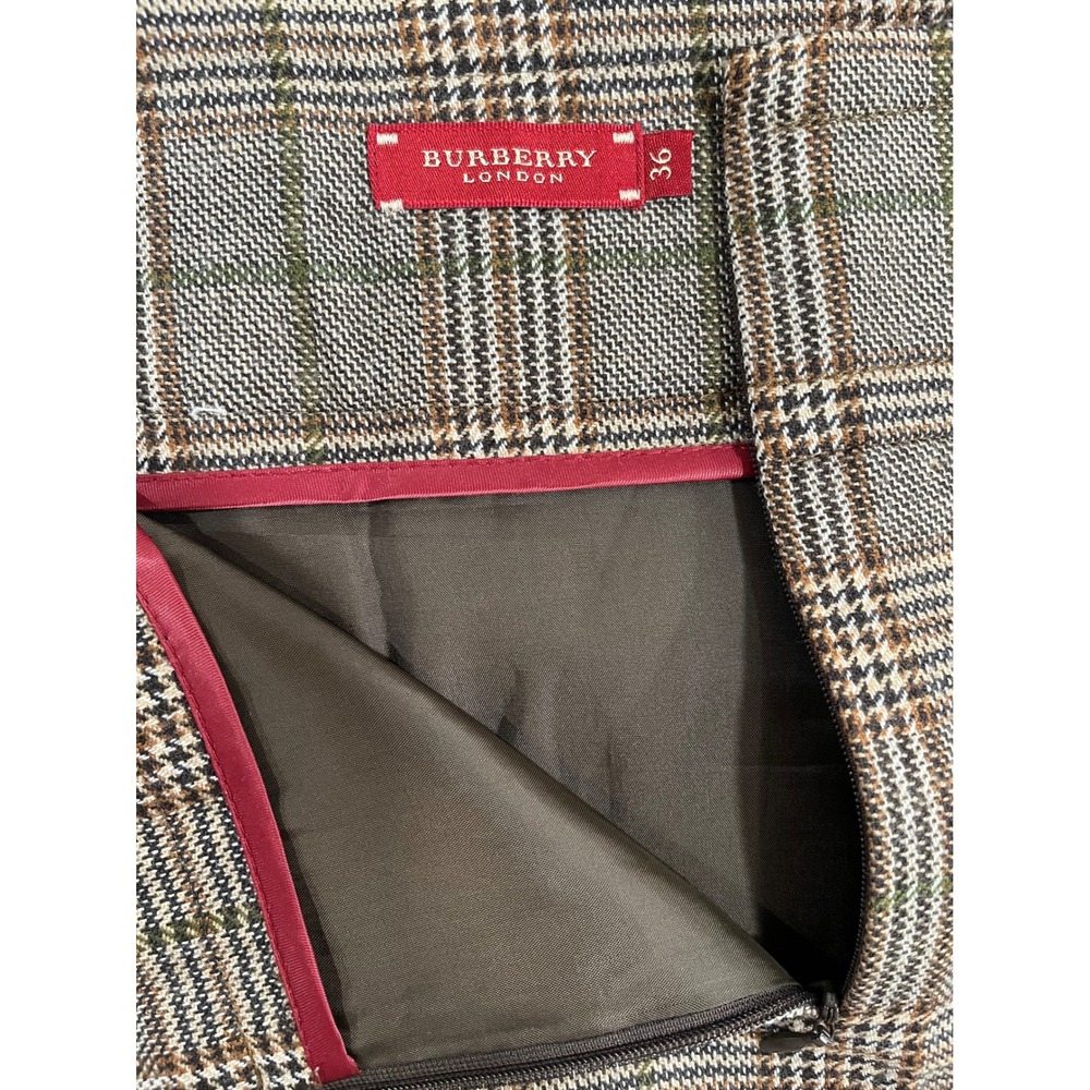 Burberry London Brown Plaid Wool Pencil Skirt Embroidered Knight Logo Size 36 - Picture 6 of 6